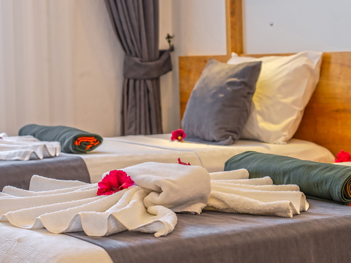  gece  -  Kasım
  | Kalkan İslamlar Muhafazakar Villa (4 Kişilik, Korunaklı Havuzlu, Jakuzili Seçenekli)